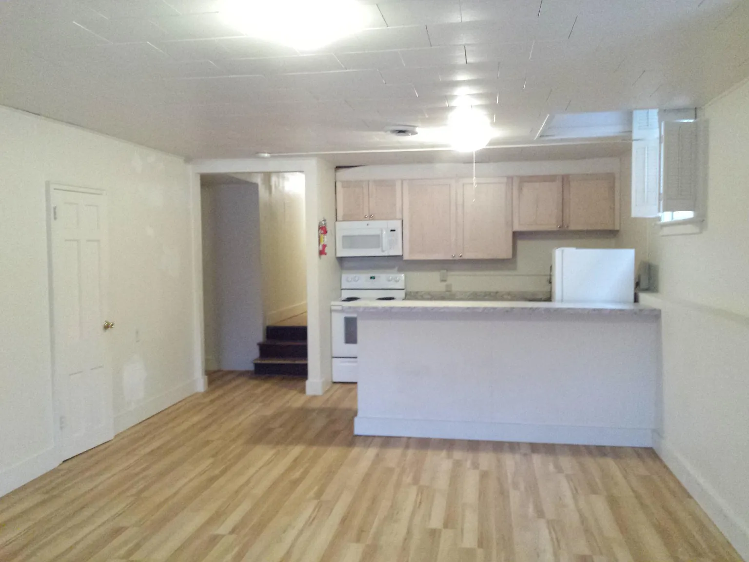 4 bed, 1420 sqft, $3,880 — Photo 3