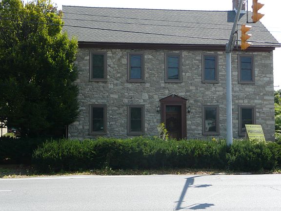 Stone Farm House @ the corner of Hamilton and Cedar Crest Bl