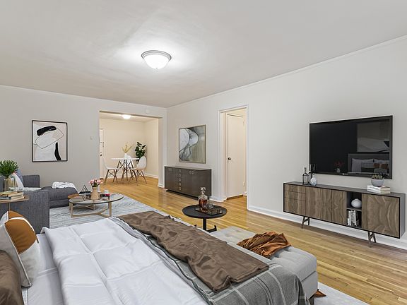 3rd image of 30 E End Ave APT 6D