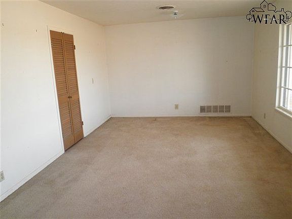 Home for Sale in Wichita Falls, TX $89,900