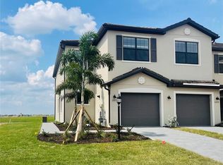 15115 Sunny Day Dr, Bradenton, FL 34211