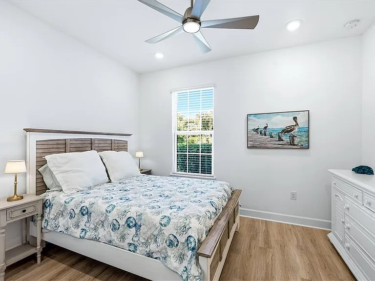4733 Tortona Ct — Photo 32