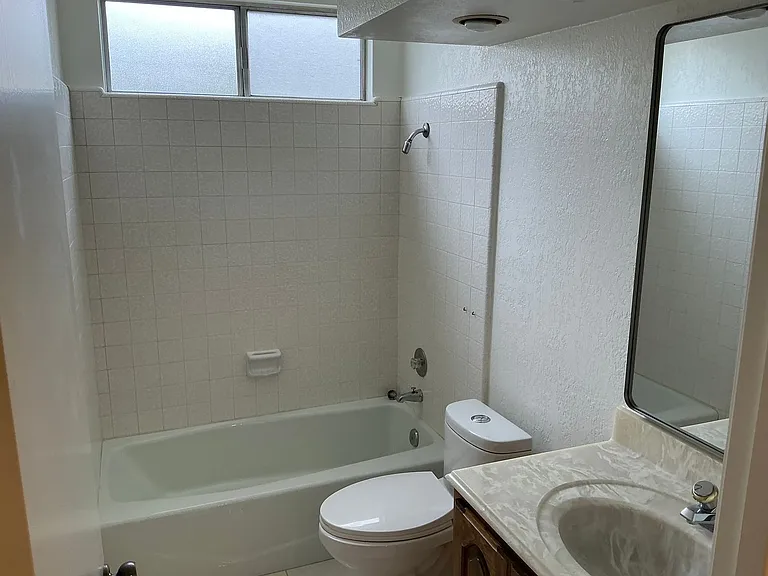 1920 Alto Ln — Photo 29