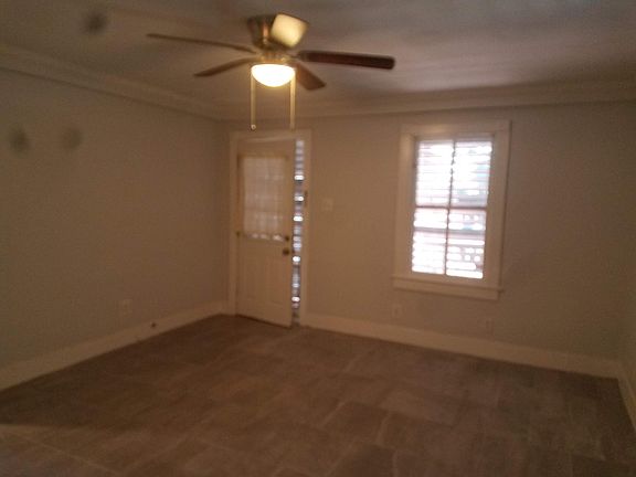3rd image of 3400 Bernardo De Galvez Ave