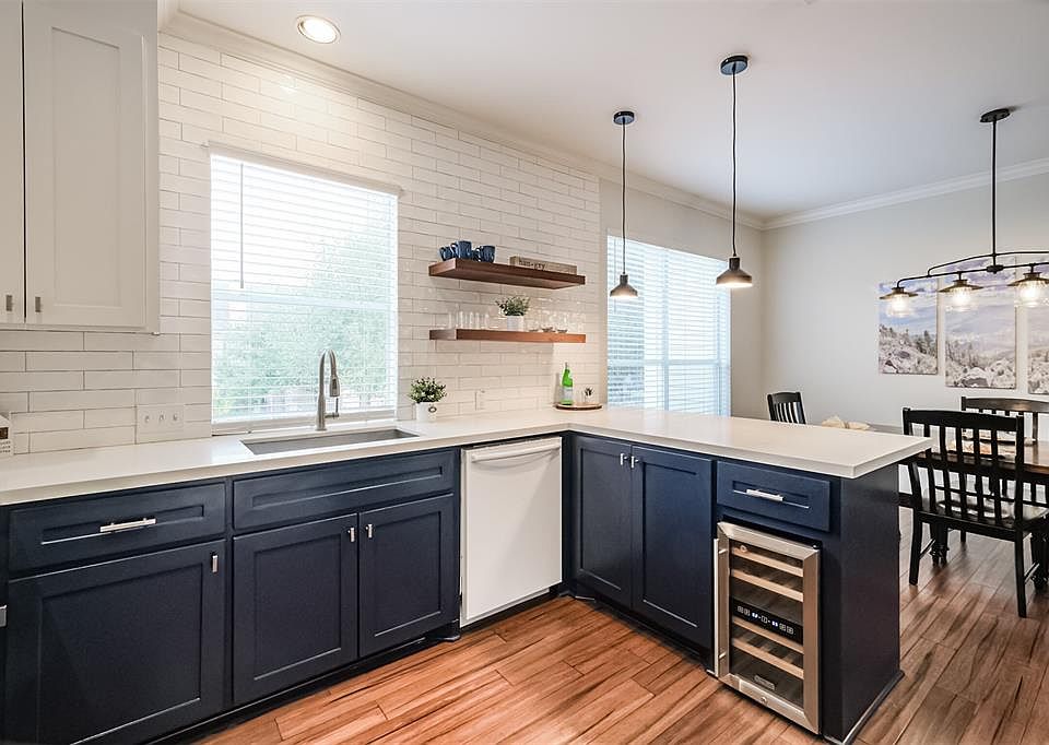 Welcome Home to 1704 Tuam Unit A - stunningly remodeled and updated!
