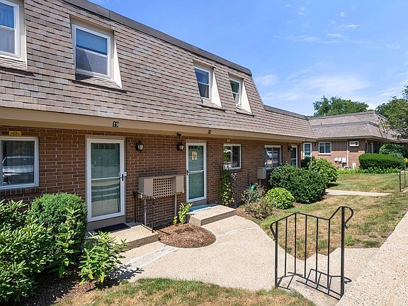 2nd image of 21 Walcott Valley Dr #21