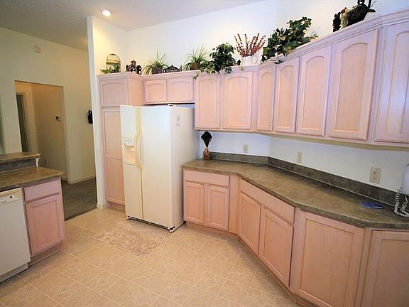 3rd image of 9347 SE 176th Saffold St