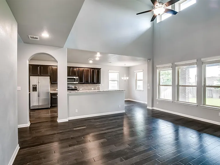 2723 Enza Ct — Photo 8