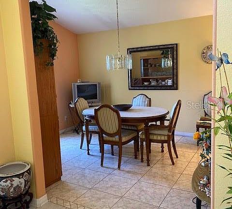 5th image of 234 Silver Palms Cir