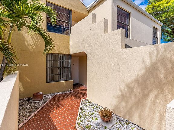 3rd image of 12915 SW 88th Ter #C-104