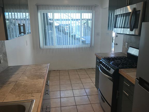 4th image of 217 20th St