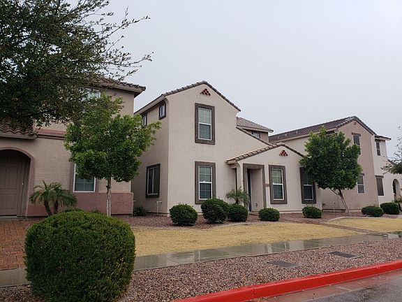 3rd image of 5440 W Albeniz Pl