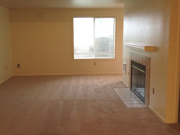 5th image of 316 S 325th Ln #7-1