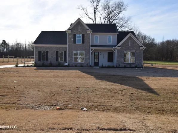 507 Centerline Roper Loop, Byhalia, MS 38611