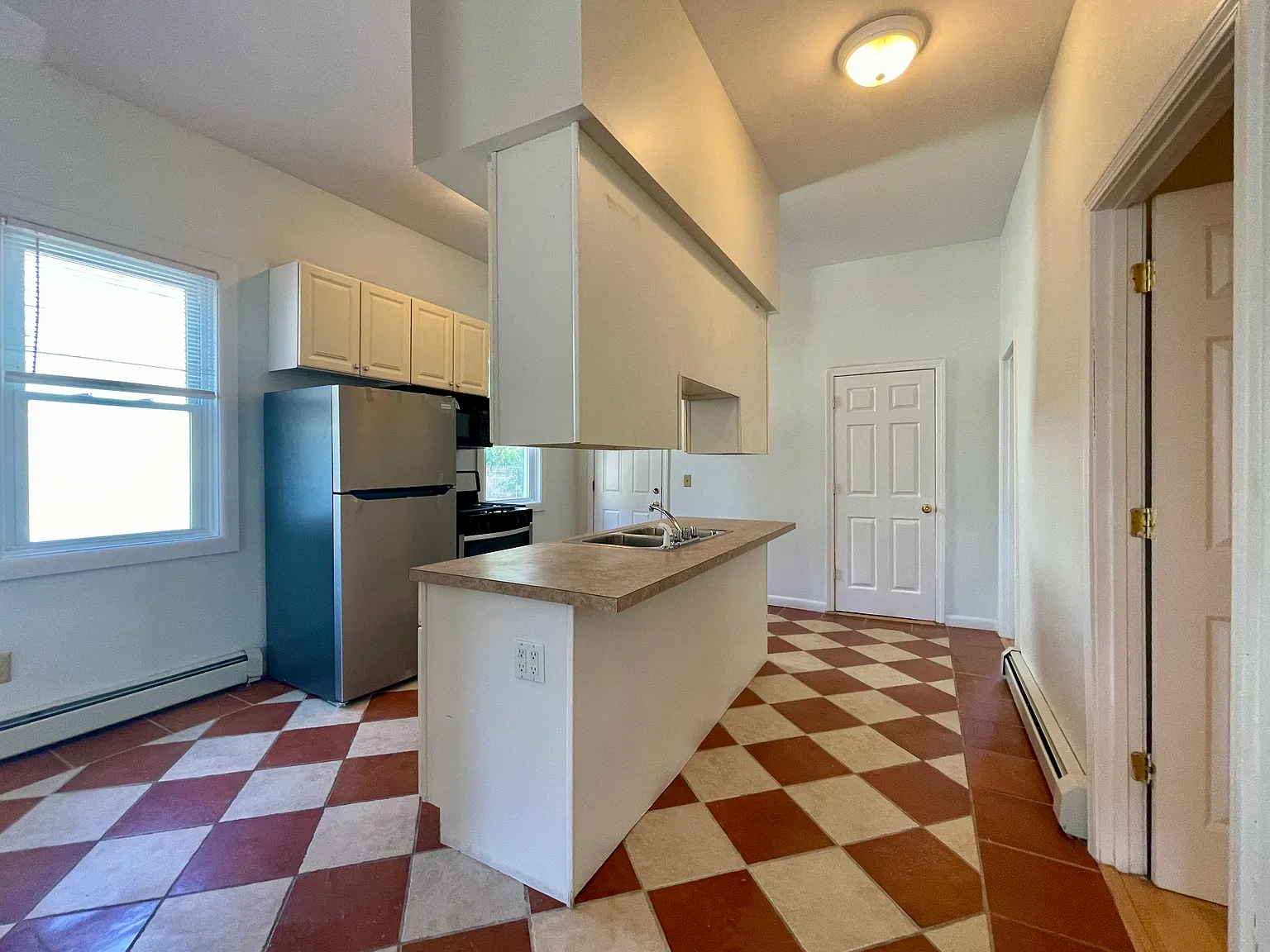 61 Hope St — Photo 4