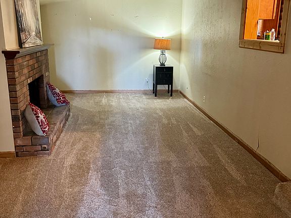 5th image of 3304 N Pauline Ave