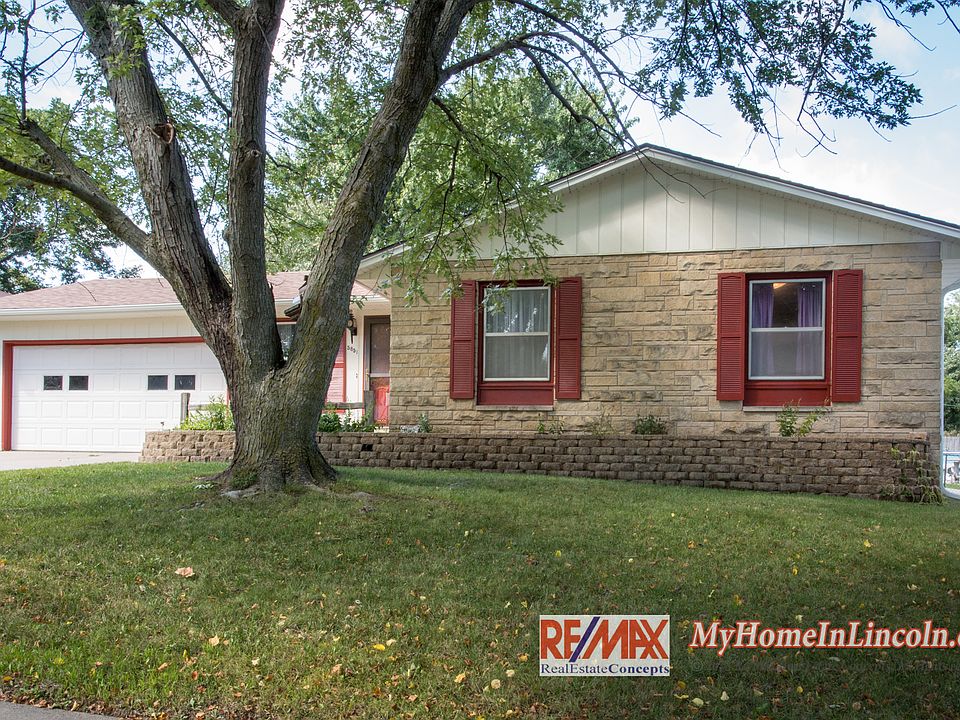 1st image of 5851 Queens Dr