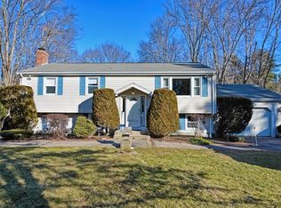 1 Myrtle St, Wrentham, MA 02093
