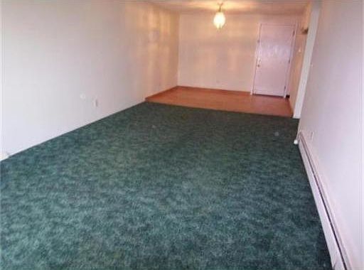 4th image of 3 Karen Cir APT 12