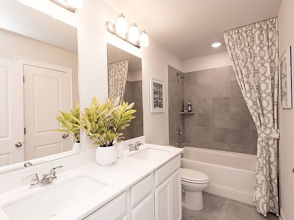 Discover the perfect blend of functionality and aesthetics in our bathrooms.