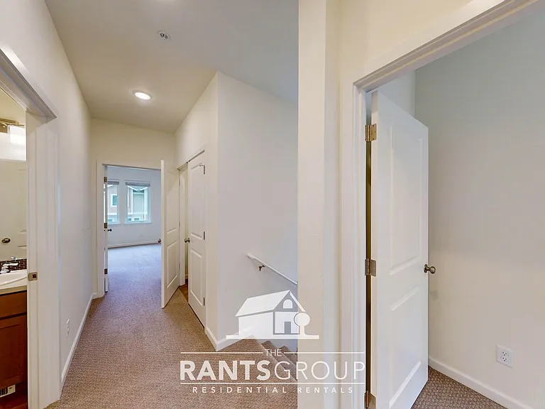 Forest Park Townhomes — Photo 63
