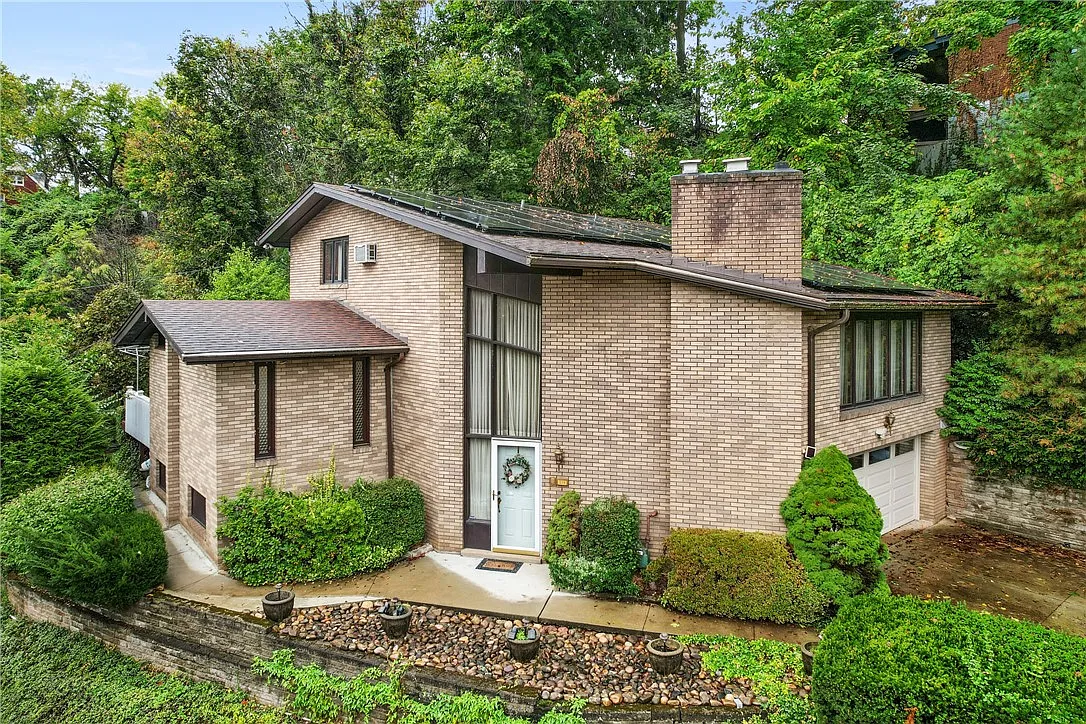 500 Allenby Ave photo 1