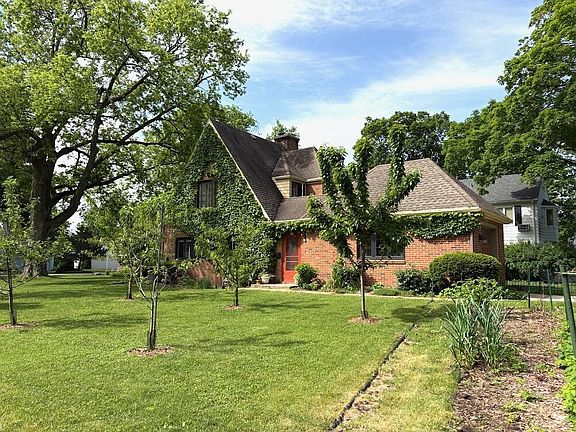 3rd image of 1881 Sherwood DRIVE SW SW
