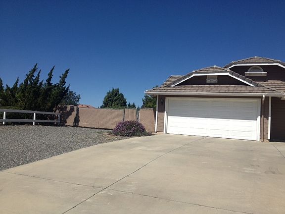 3rd image of 28628 Jenny Ln