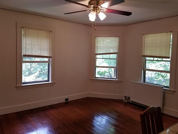Large bedroom or living room