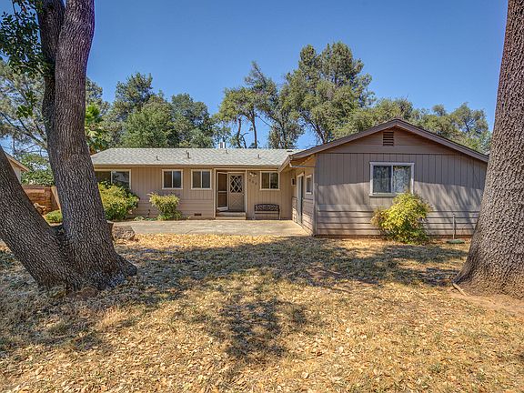 2nd image of 968 Camino Ct