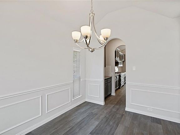 5th image of 7824 Alders Gate Ln