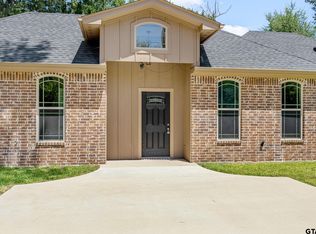 1720 Outer Dr, Tyler, TX 75701