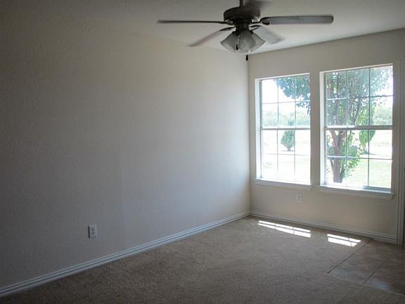 4th image of 10505 Many Oaks Dr