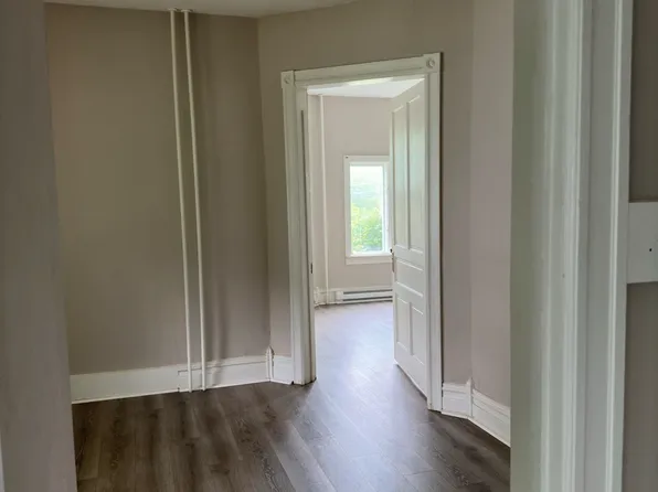 3637 Dorney Park Rd, Allentown, PA 18104