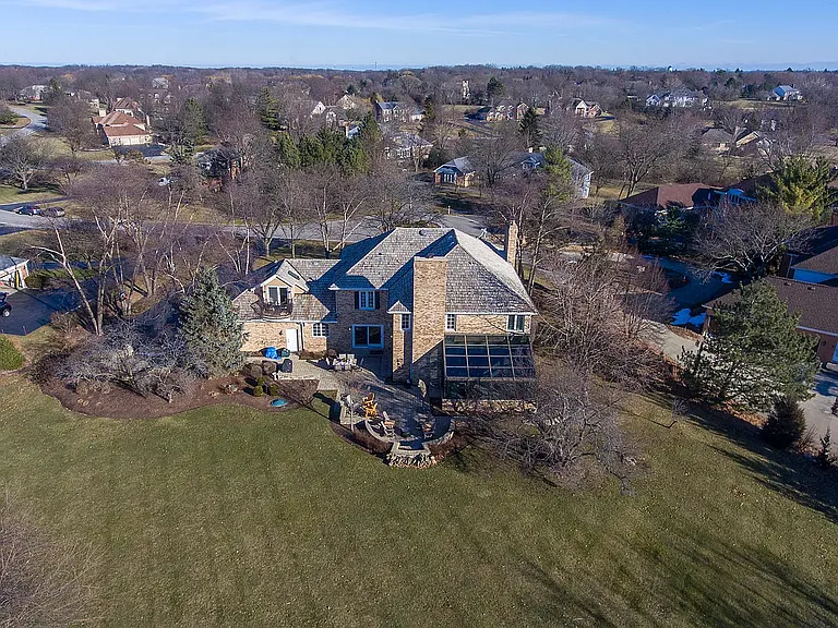 1614 Guthrie Cir — Photo 11
