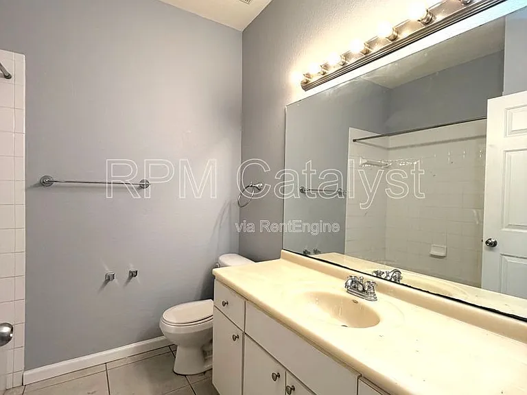 477 Sevilla Ave — Photo 10
