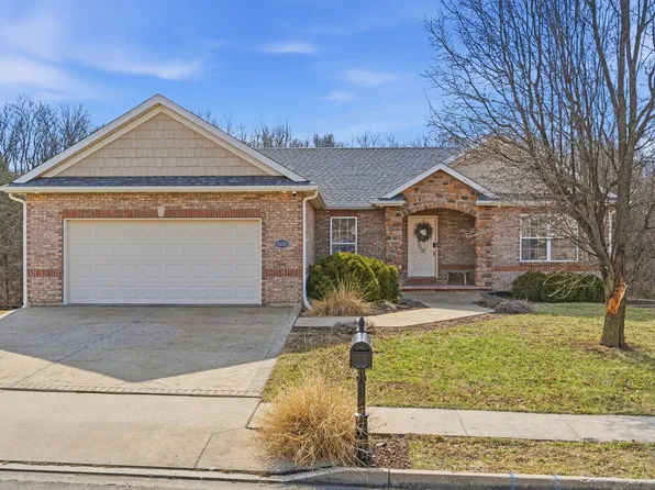 5100 Wood Shire Dr, Columbia, MO 65202