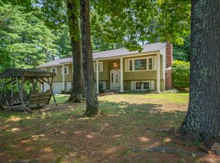 8 Hampshire Lane, Londonderry, NH 03058