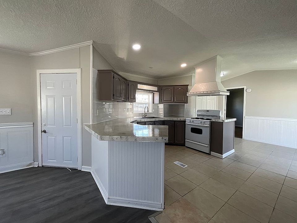 7328 Kensington Dr W, Fort Wayne, IN 46818 Zillow