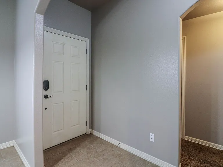 15022 S Justin Ave — Photo 4