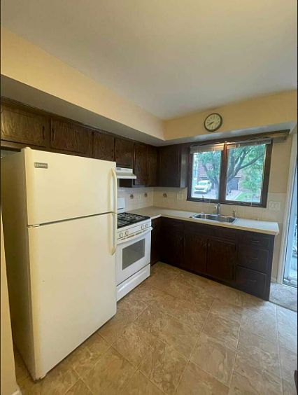 1st image of 26 Nippon Ave #1