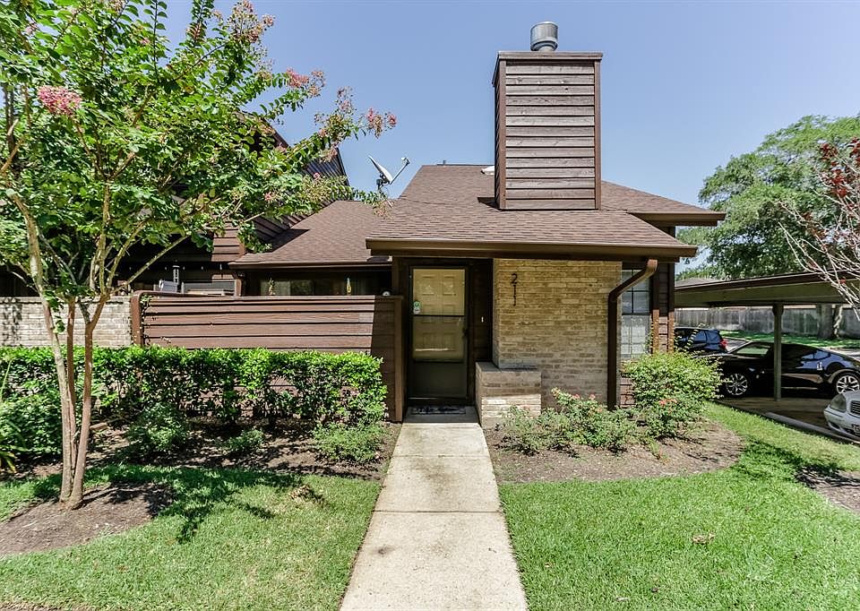 1st image of 2611 Grants Lake Blvd