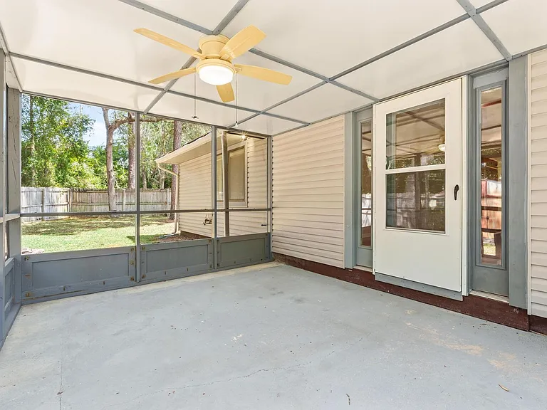 339 Evergreen Ave — Photo 22