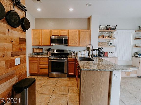 4th image of 8017 Loma Del Ray St