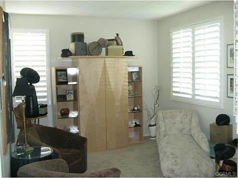 3rd image of 4944 Silverado Ave