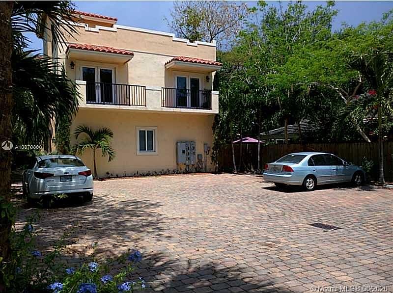 1st image of 2849 Coconut Ave APT 1