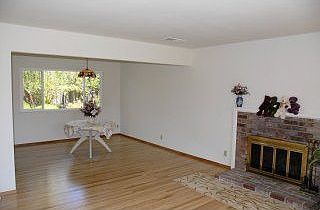 5th image of 10393 S Blaney Ave