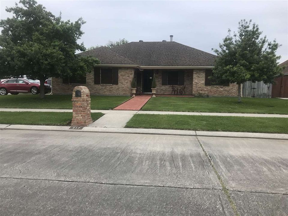 1st image of 217 Westport Dr