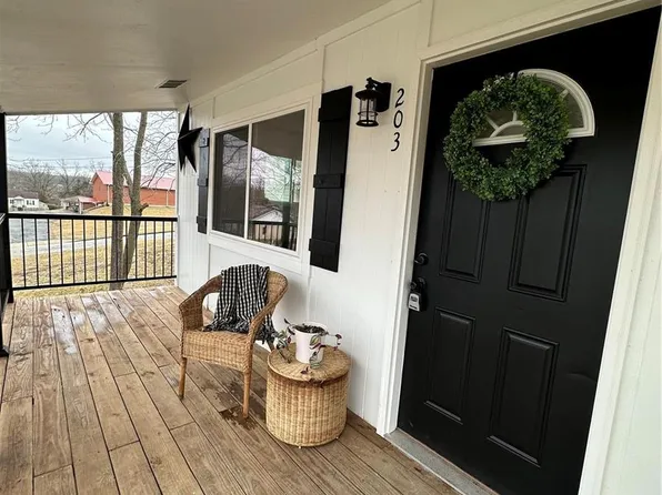 203 N Walnut St, Rolla, MO 65401