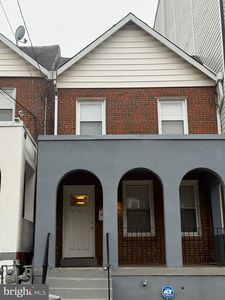 913 Evarts St NE, Washington, DC, 20018